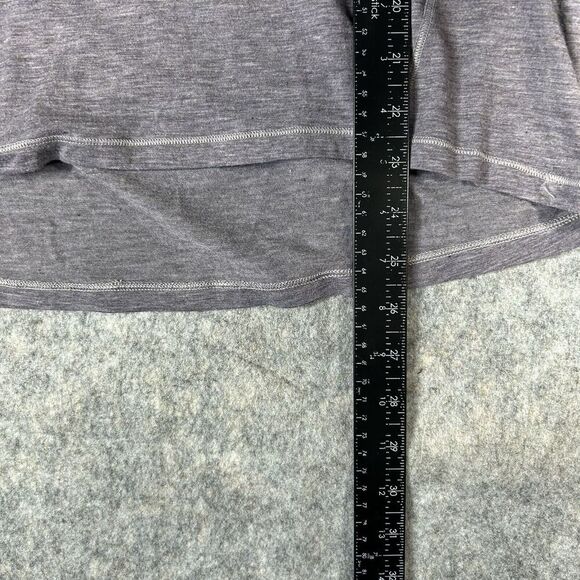 Lululemon Shirt Women’s 6 Stop Drop And Squat Long Sleeve Tee Purple Twist Back - Picture 5 of 6